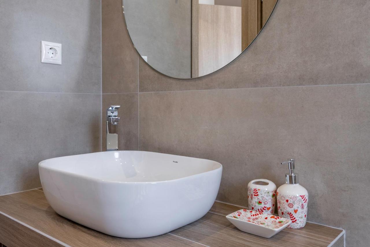Divine 2Br Apartment In The Heart Of Athen Exterior foto